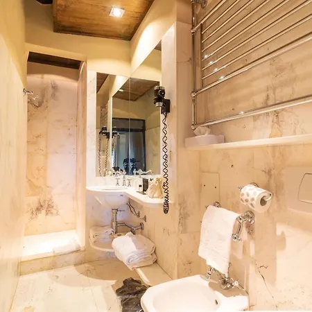 Hotel Castello Di Monterone 4*