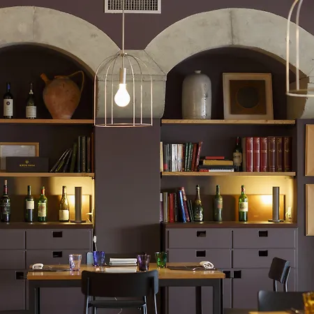 Castello Di Monterone Отель 4*