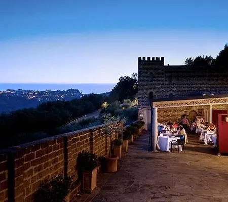 Castello Di Monterone 4* Perugia