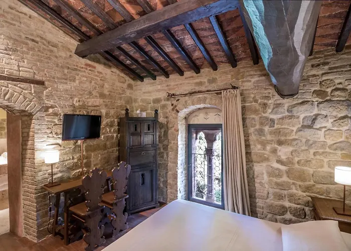 Castello Di Monterone Отель Перуджа