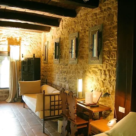 فندق Th - Castello Di Monterone بيرودجا