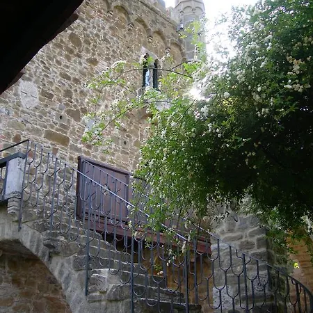 فندق Th - Castello Di Monterone بيرودجا