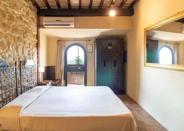 卡斯特罗迪蒙特罗尼酒店 佩鲁贾