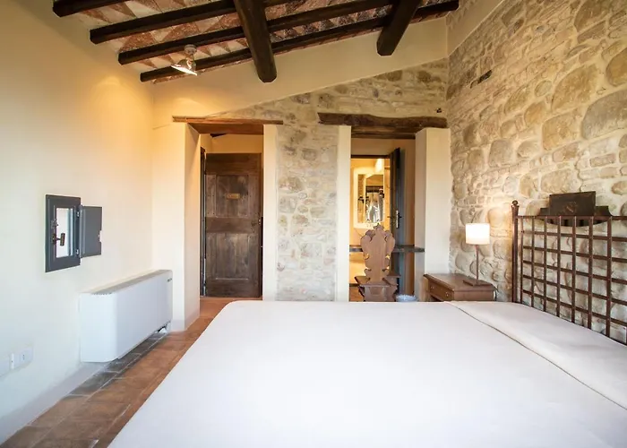 Castello Di Monterone 4*